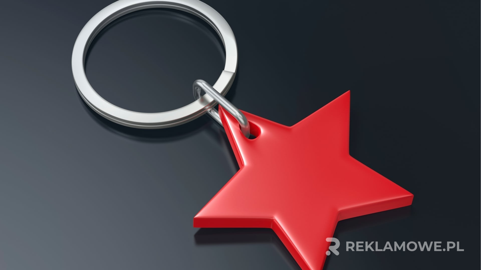 Atrakcyjne breloki reklamowe – jak działają na klientów? Brelok reklamowy jako narzędzie marketingowe