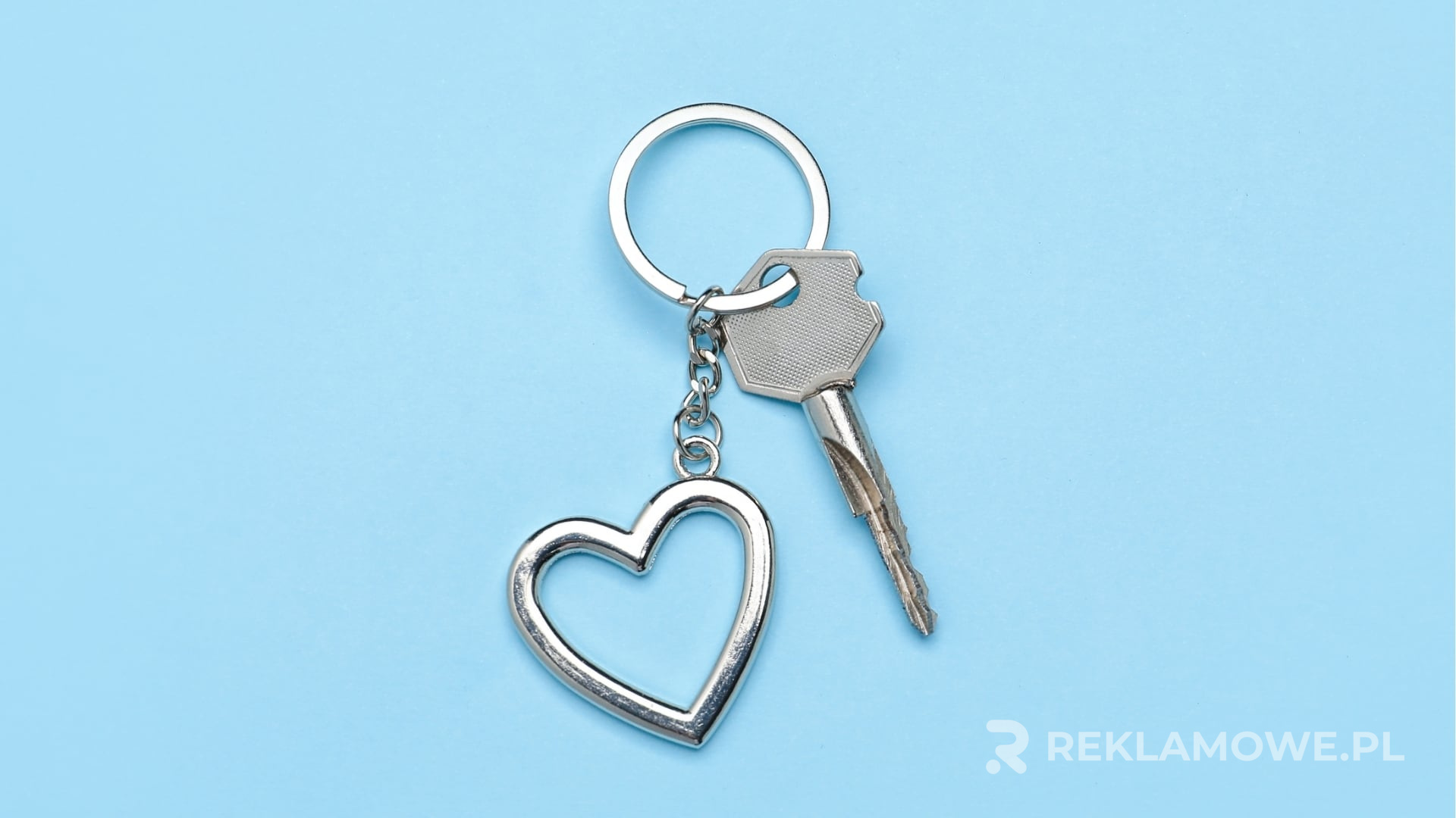 Kreatywny i skuteczny brelok reklamowy